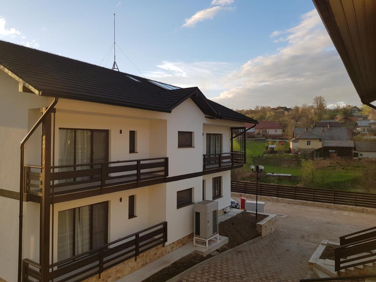 Sat De Vacanta Martisorul Качика Экстерьер фото